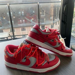 Nike X Off White- Dunk. Size-11 and good condition.